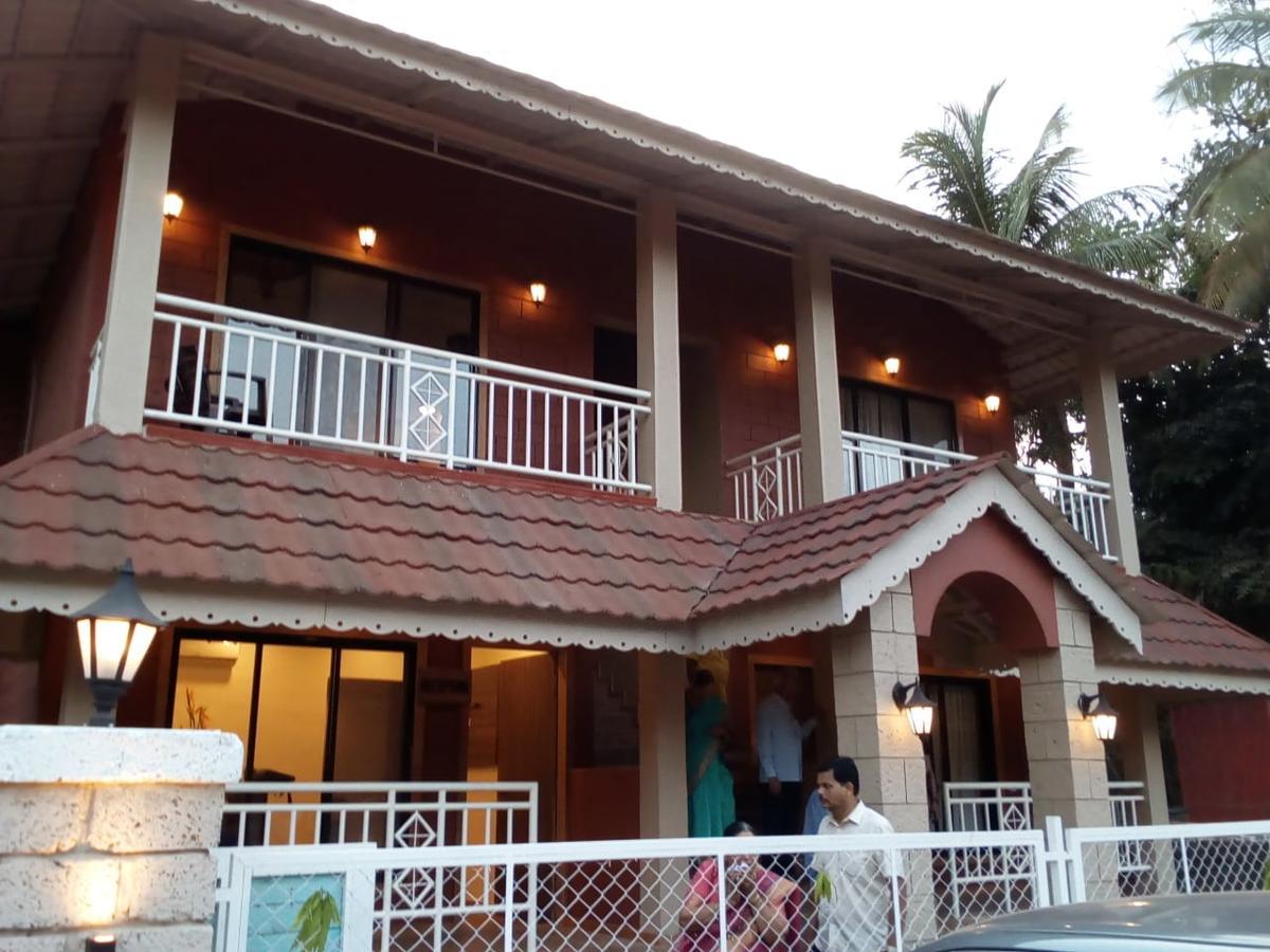 Feet Up Amaranth Resort Dāpoli Εξωτερικό φωτογραφία